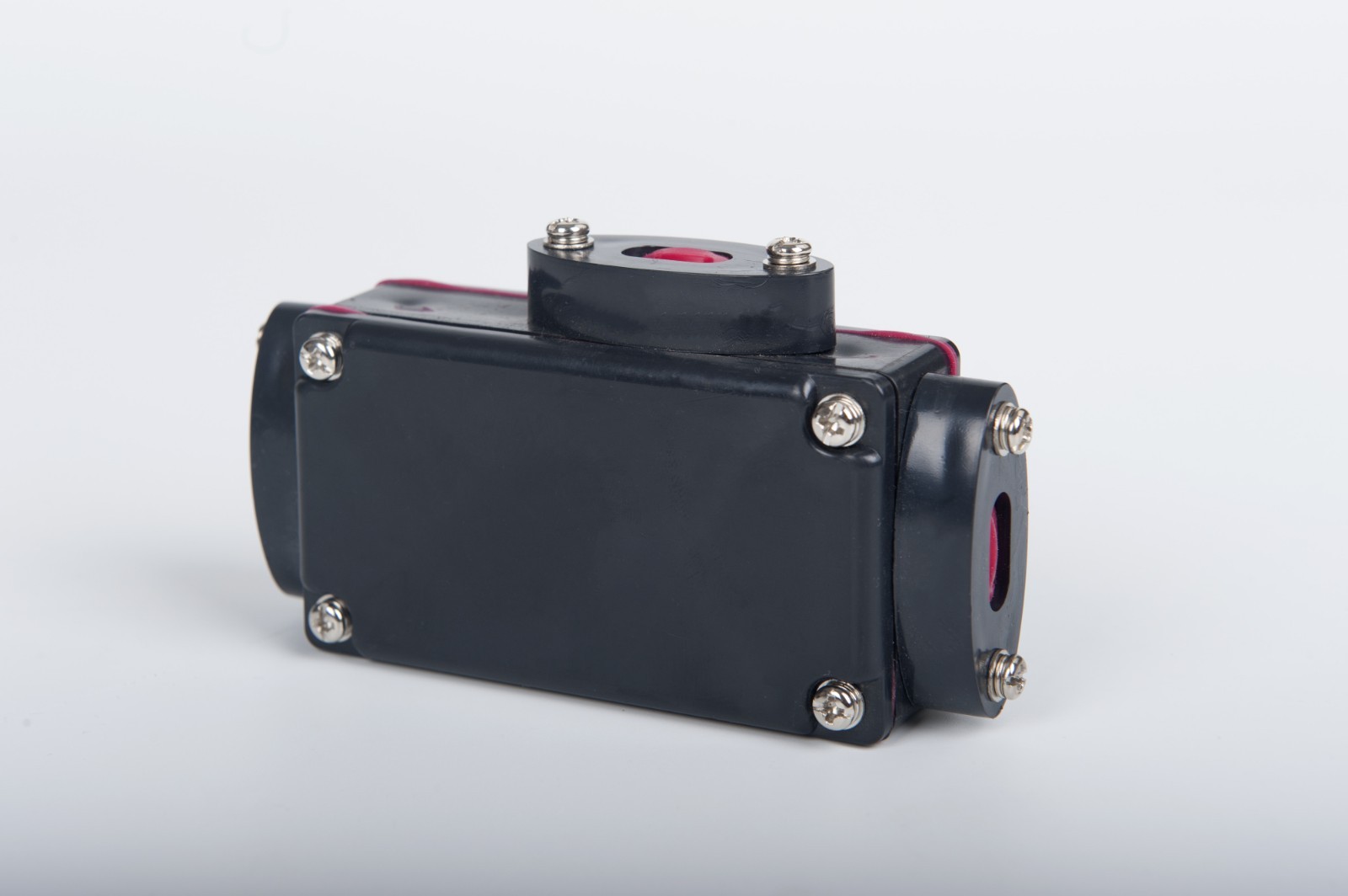 Взрывозащищенная трехходовая распределительная коробка для электрического отопления BHT