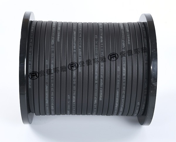 Введение в выбор электрических нагревательных кабелей для изоляции сложных трубопроводов.