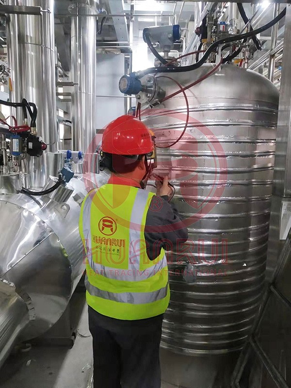 Система обогрева Huanrui помогает компании Nanda Optoelectronics производить ключевые специальные газы.